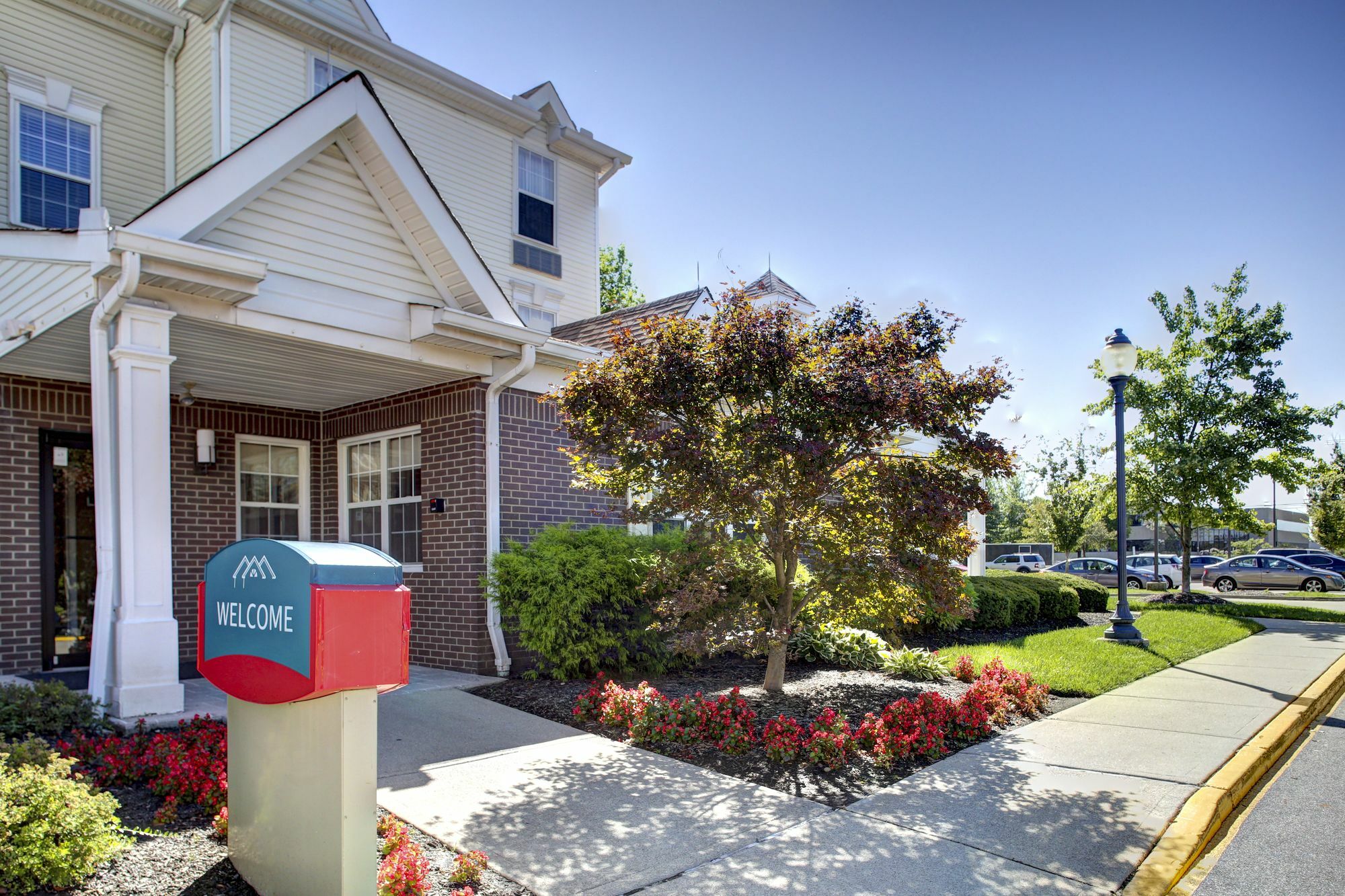 Birch Hills Suites - Blue Ash Exterior foto